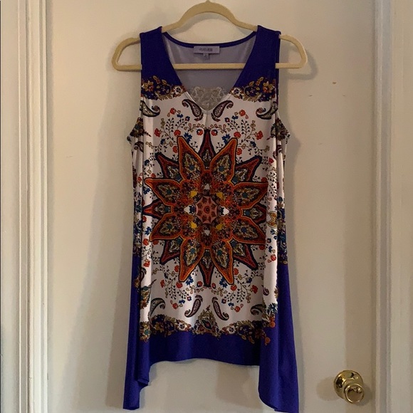 ๐ค$8 or 3 for $20 Premise Blouse - Picture 1 of 4